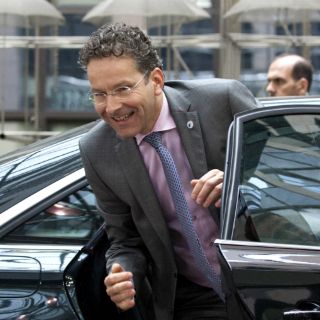 Eurogrupo deja en manos de líderes decisión sobre Grecia