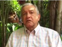 AMLO considera que la fuga de Joaquín Guzmán es un asunto de urgencia, por lo que Peña Nieto debe volver a México. FACEBOOK / Andrés Manuel López Obrador