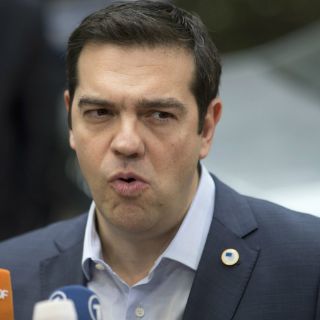 Eurozona calcula que Grecia necesita 12 mil millones de euros