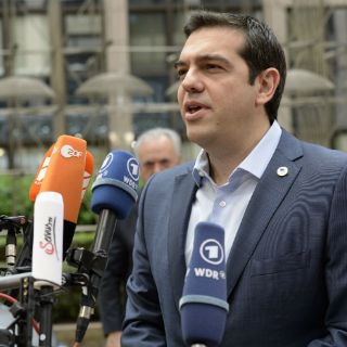 Grecia asume parte de exigencias pero rechaza otras