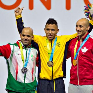 Bredni Roque da a México plata en halterofilia
