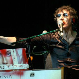 Hospitalizan al rockero argentino Charly García