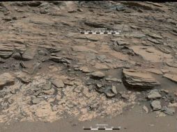 Los investigadores sugieren que las rocas de color claro y ricas en sílice pueden ser restos de una antigua corteza marciana. TWITTER / @MarsCuriosity