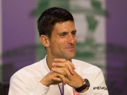 Novak Djokovic añade un trofeo más a su colección con el obtenido en Londres. EFE / F. Eisele
