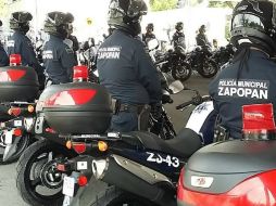 Este lunes, los policías de la Ex Villa Maicera recibieron equipo táctico. TWITTER / @zapopanprensa