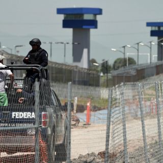 Comparecerían titulares de Segob, CNS y Cisen por fuga de 'El Chapo'