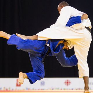 Isao Cárdenas alcanza el bronce en judo