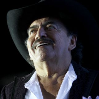 Joan Sebastian partió en paz, dice sacerdote