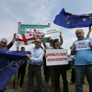 Georgia acusa a Rusia de mover frontera cerca de oleoducto