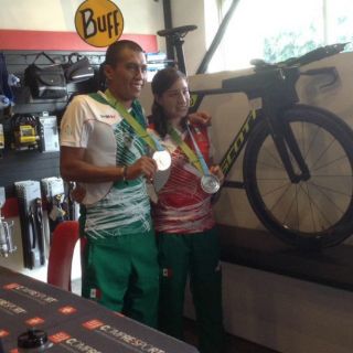 Tapatíos presumen sus medallas panamericanas