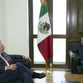 Osorio y Wayne fortalecen colaboración para recaptura de 'El Chapo'