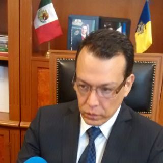 Preparan iniciativa para que nadie gane más que el gobernador