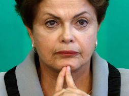 'Es necesaria humildad para reconocer que se pasa por una dificultad', reconoce Dilma. AP / ARCHIVO