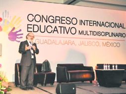 Diálogo. Distintos tópicos de actualidad se debatirán en cinco mesas redondas. ESPECIAL /