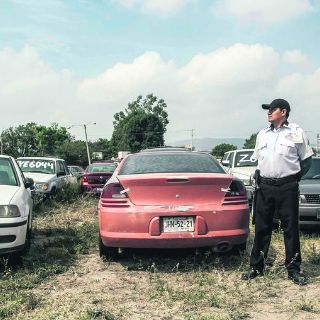 Blindan a corralones contra robos