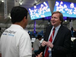 Messina (der.) habló sobre la importancia de eventos como Aldea Digital, fundamentales para quienes buscan mejorar sus negocios. ESPECIAL /