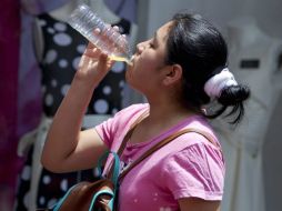 Autoridades piden a la población a mantenerse hidratada, en especial niños y adultos mayores. NTX / ARCHIVO