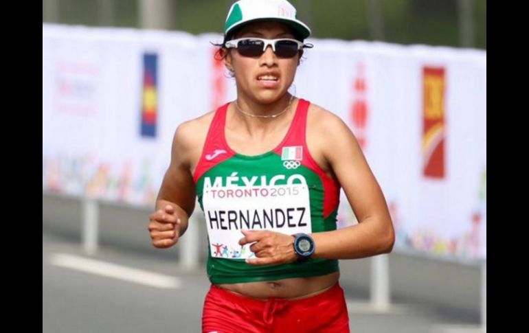 Margarita Hernández termina en dos horas 41 minutos y Vianey de la Rosa en dos horas 51 minutos. TWITTER / @COM_Mexico