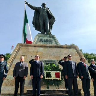 Oaxaca conmemora el aniversario luctuoso 143 de Benito Juárez