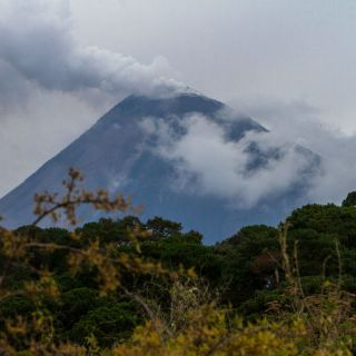 Declaran emergencia en Volcán El Colima