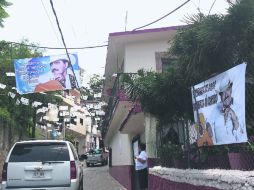 Las calles de Juliantla se llenaron de afiches y lonas despidiendo a su 'hijo pródigo, Joan Sebastian. NTX /