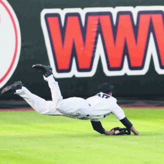 Tigres apalea a Broncos y completa barrida