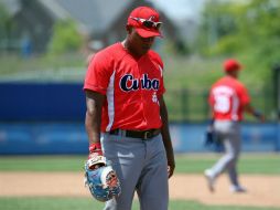 El jugador cubano Alexander Malleta durante el juego entre Estados Unidos y Cuba en el marco de los Juegos Panamericanos. EFE / A. Ernesto