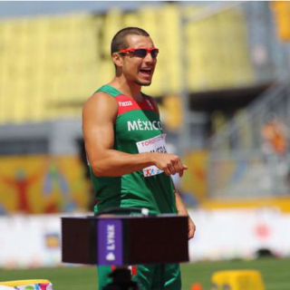 Atletas mexicanos avanzan a finales en Toronto 2015