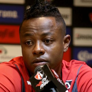 Loboa no desconoce jugar de lateral