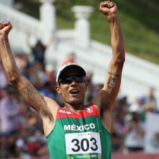 Juan Luis Barrios gana medalla de bronce en 10 mil metros