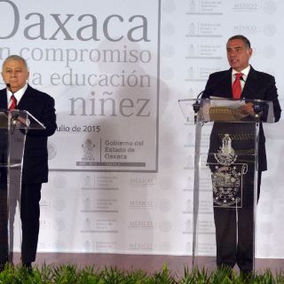 Contraataca la CNTE con cuatro paros