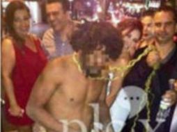 Verónica Casillas Romero, en la esquina izquierda de la foto, trabaja en la Defensoría Pública de Ensenada. ESPECIAL / Plexmx.com