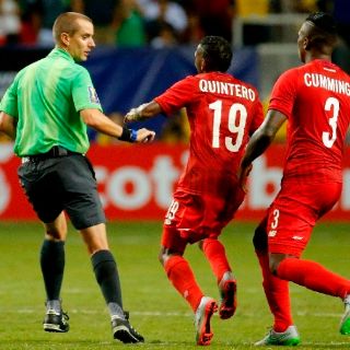 Panamá plantea exigencias tras ''insultante'' actuación de árbitros