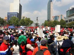 Alrededor de las 11:00 horas, la vanguardia de la marcha de Antorchistas se ubicaba en calzada Chivatito. SUN / ARCHIVO