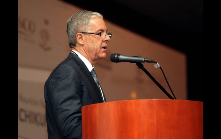 El secretario de Salud, Jaime Agustín González pide a la gente que tiene síntomas avisar a la dependencia inmediatamente. EL INFORMADOR / ARCHIVO