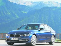 A fondo. Más que un cambio exterior, este nuevo Serie 3 recibe una dosis extra de tecnología y dinamismo en su conducción. ESPECIAL / BMW Group