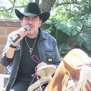 Las últimas musas de Joan Sebastian