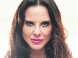Kate del Castillo se dijo 'enamorada' del papel de 'Irene Urzúa', la primera dama en la serie 'Ingobernable'. AP /