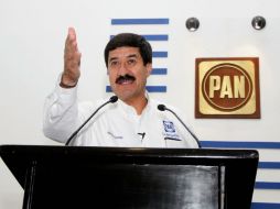 Corral estuvo de gira por Yucatán en busca de apoyo de los militantes panistas. SUN / ARCHIVO