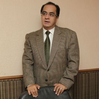 Piden lista de líderes de partidos que cobran en SEP