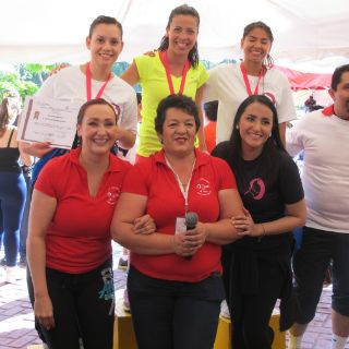 Celebran aniversario de Hospital de la Mujer con carrera
