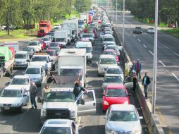 Más de un millón 204 mil automóviles particulares circulan diariamente en la ZMG; 260 por cada mil habitantes. EL INFORMADOR / A. Hinojosa