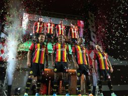 Este lunes presentaron el nuevo uniforme de Leones Negros. EL INFORMADOR / J. Robles