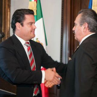 Aristóteles exige fin de corrupción en Semov