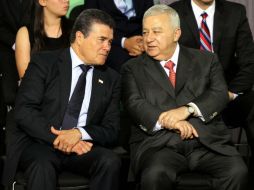 Juan Díaz de la Torre, secretario general del SNTE, y Emilio Chuayffet, secretario de Educación Pública. SUN / C. Mejía