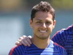 Según medios, la primera oferta formal por el 'Chicharito' se realizaría cuando se cierre el préstamo de Adebayor al Aston Villa. TWITTER / @ManUtd
