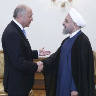 Irán y Francia hablan de 'nueva era' en las relaciones