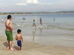 Durante vacaciones también se deben de cuidar los oídos, en especial los de los pequeños. EL INFORMADOR / ARCHIVO
