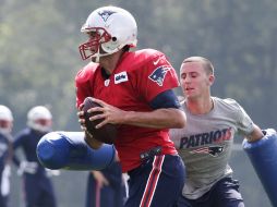 Brady fue acusado de conocer sobre el 'deflate-gate' ante Potros. AP / C. Krupa