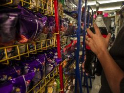 En Jalisco, sólo siete empresas alimenticias de aproximadamente 180, ya han iniciado el proceso para cambiar su etiquetado. EL INFORMADOR / ARCHIVO